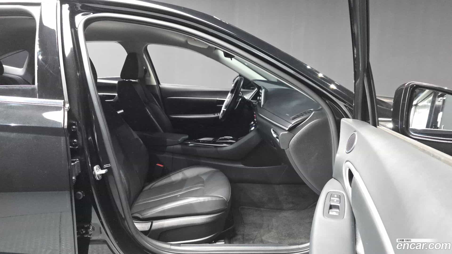 Sonata Hyundai 2021.6-OPTION-015