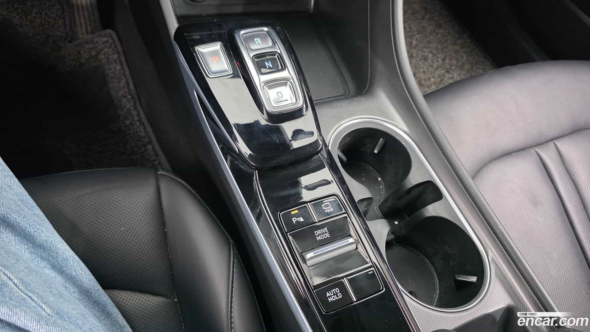 Sonata Hyundai 2022.2-INNER-009