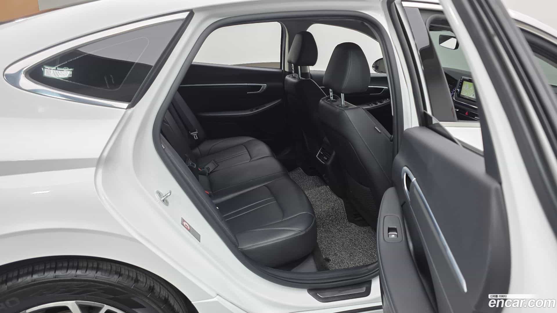 Sonata Hyundai 2022.2-OPTION-015