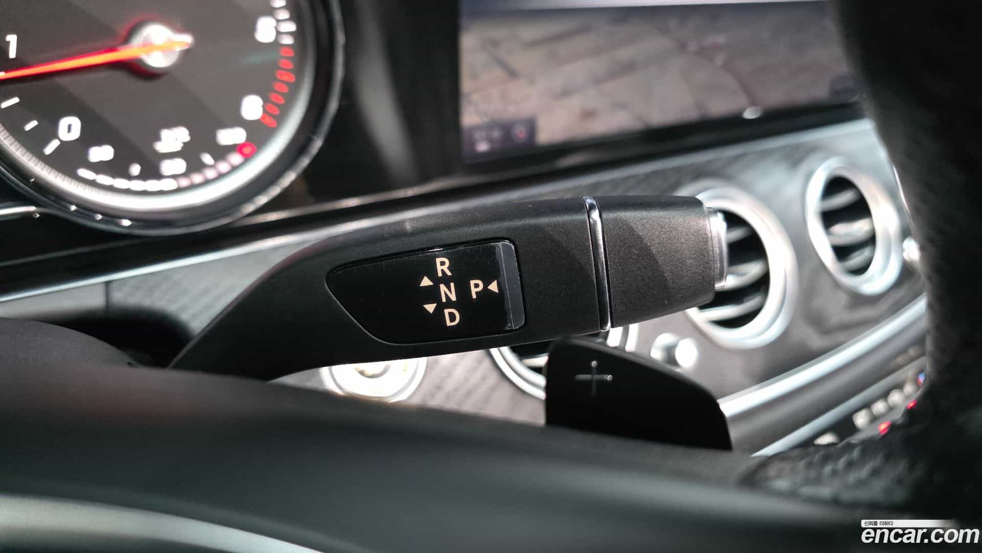 E-Class Mercedes-Benz 2017.4-INNER-009