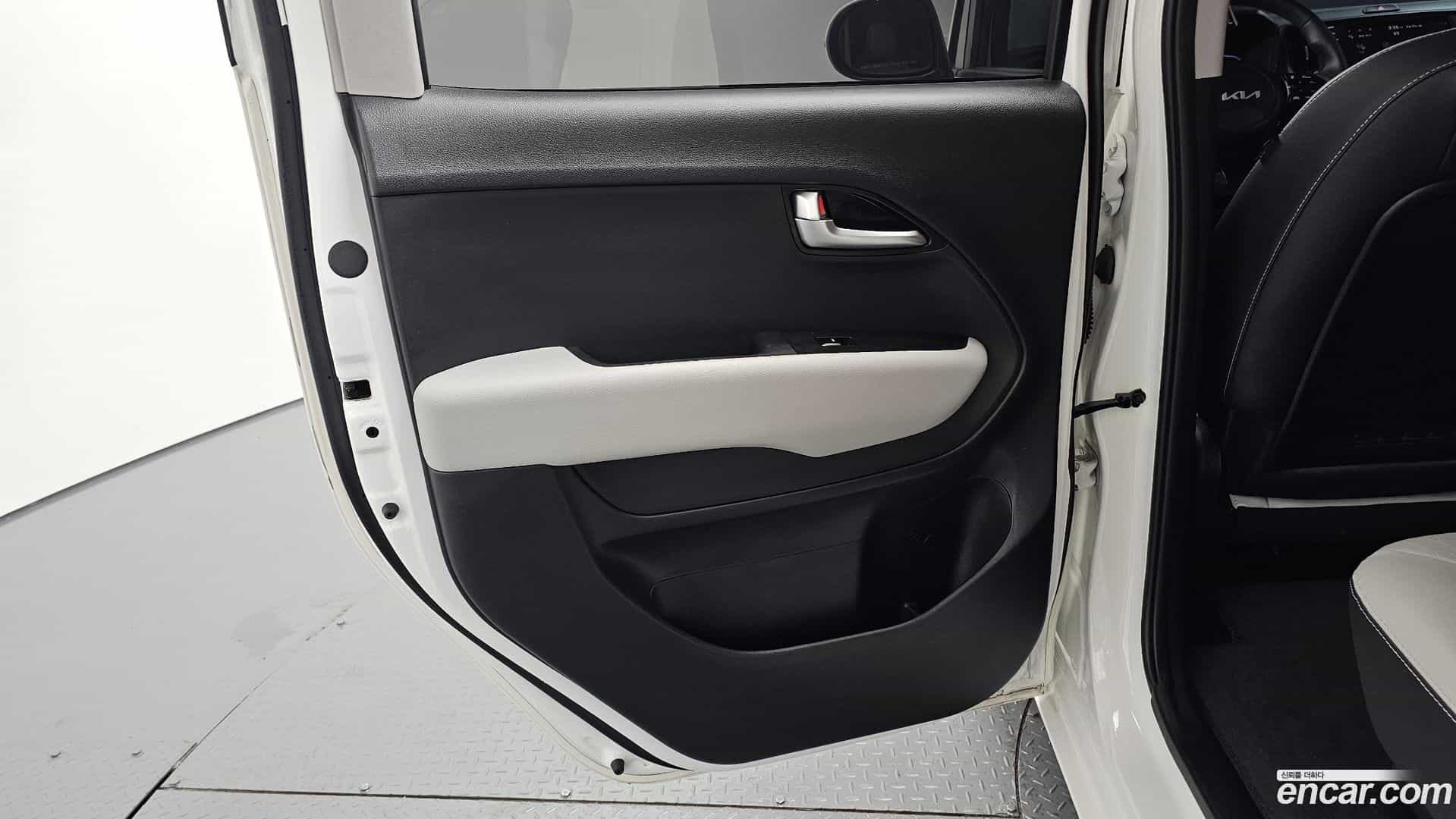 RAY Kia 2024.2-INNER-035