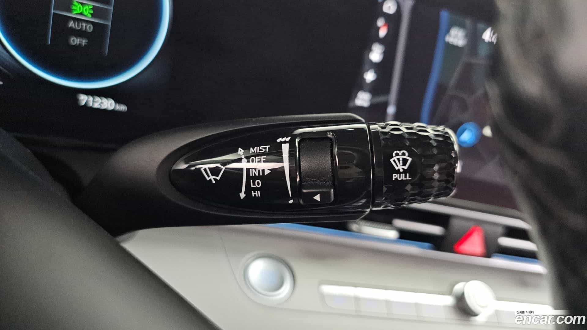 AVANTE Hyundai 2021.4-OPTION-024