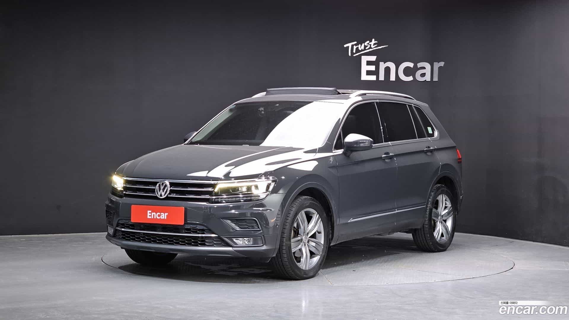 Tiguan Volkswagen 2018.7-OUTER-001