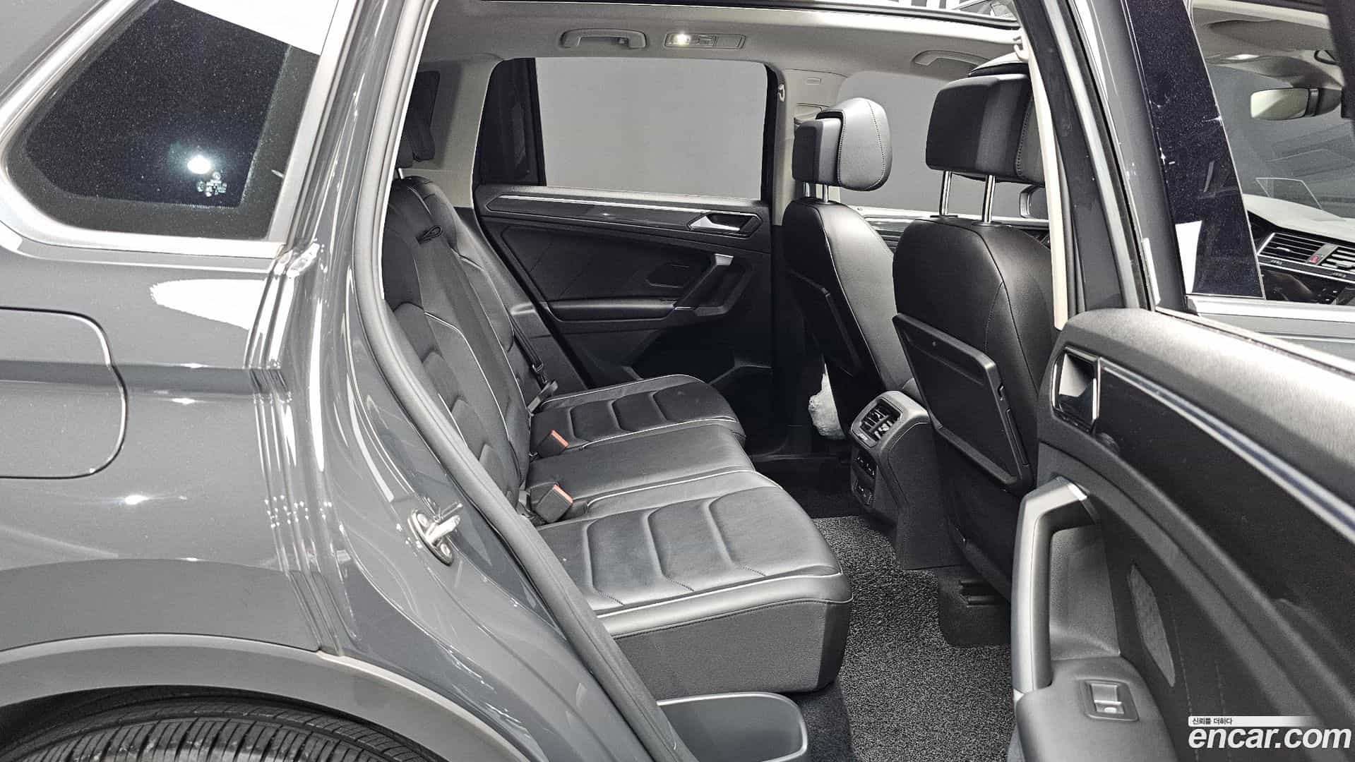 Tiguan Volkswagen 2018.7-OPTION-015