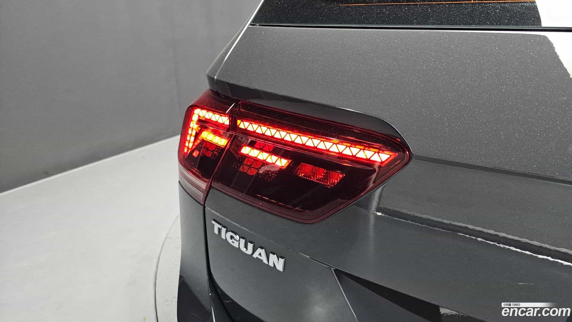 Tiguan Volkswagen 2018.7-OUTER-033