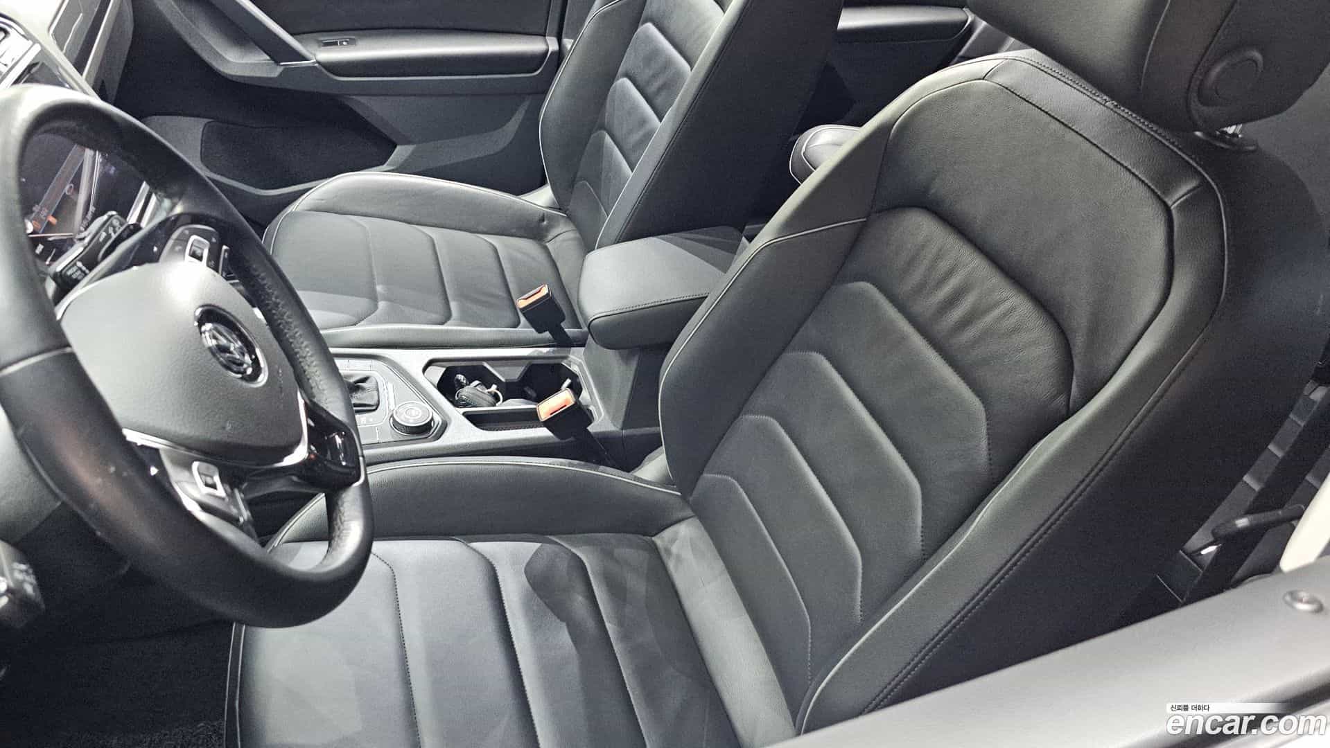 Tiguan Volkswagen 2018.7-OPTION-043