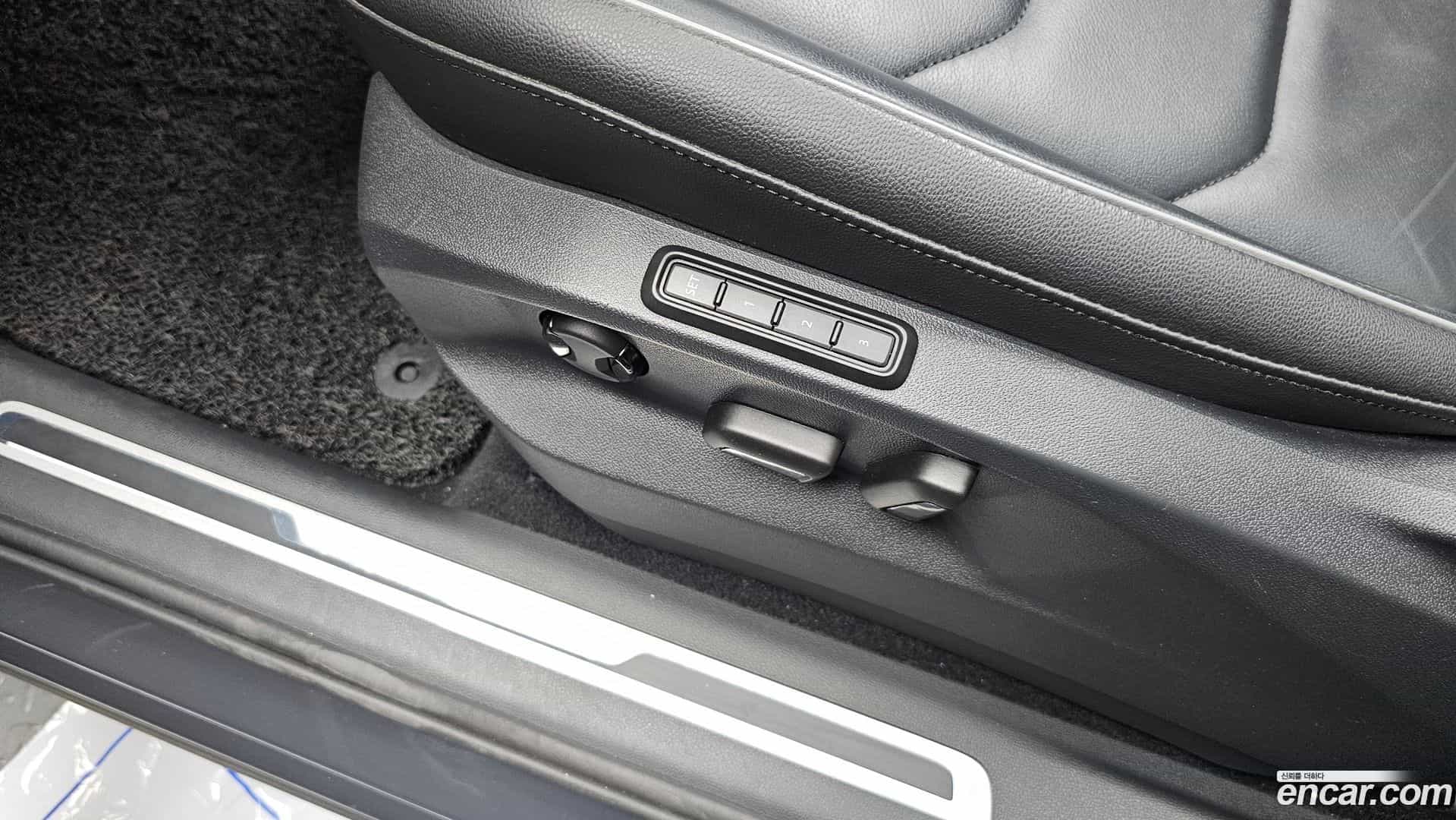 Tiguan Volkswagen 2018.7-OPTION-045