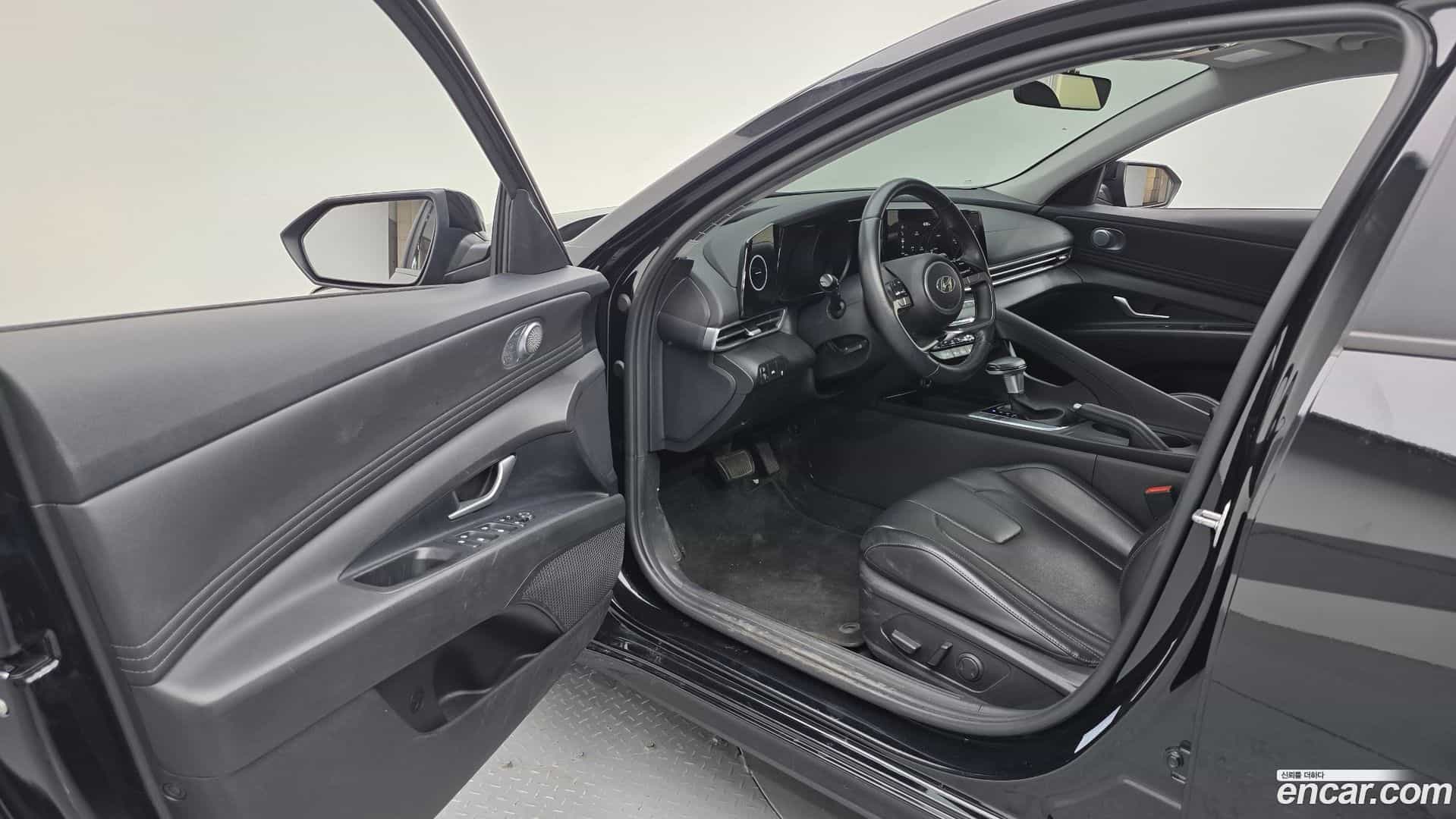 AVANTE Hyundai 2023.0-INNER-010