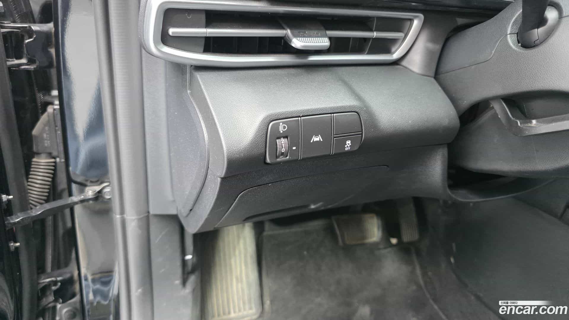 AVANTE Hyundai 2023.0-OPTION-016