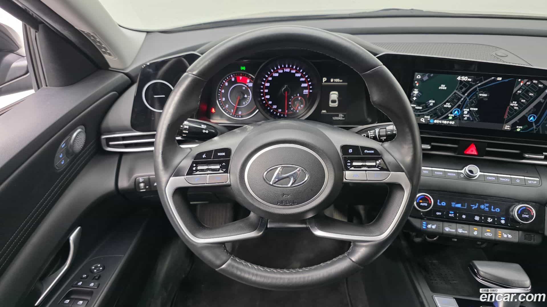AVANTE Hyundai 2023.0-OPTION-017