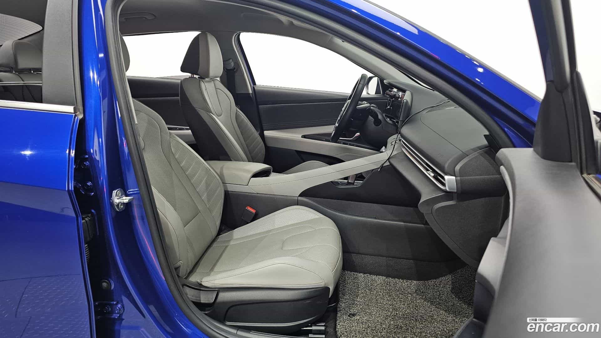 AVANTE Hyundai 2020.11-INNER-010
