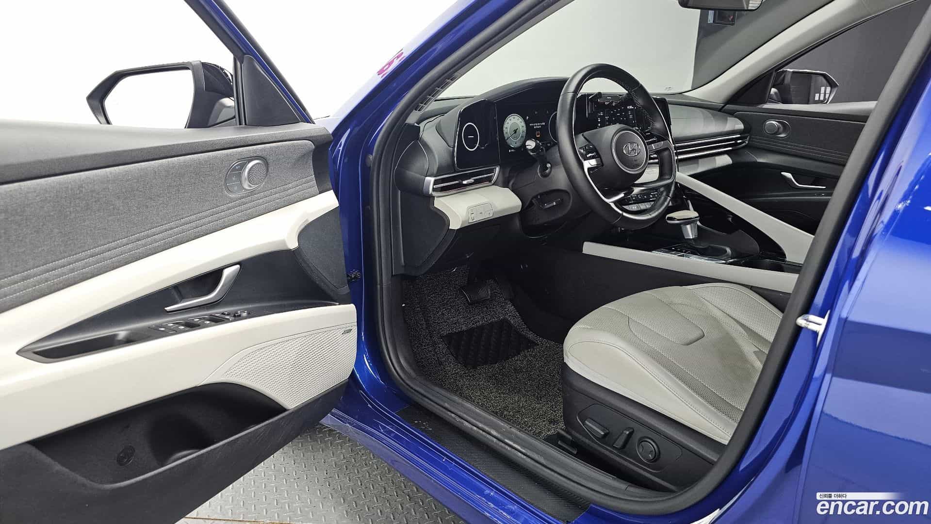 AVANTE Hyundai 2020.11-OPTION-015
