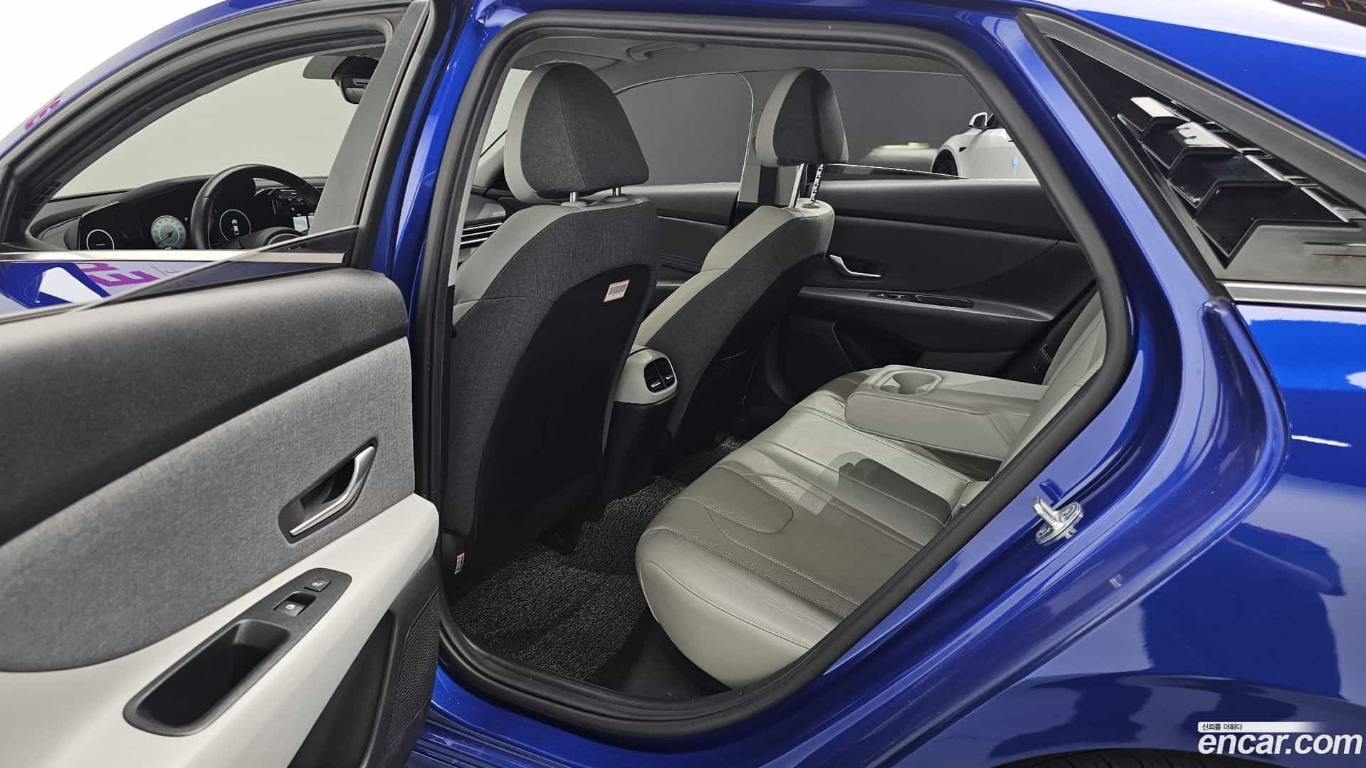AVANTE Hyundai 2020.11-OPTION-016