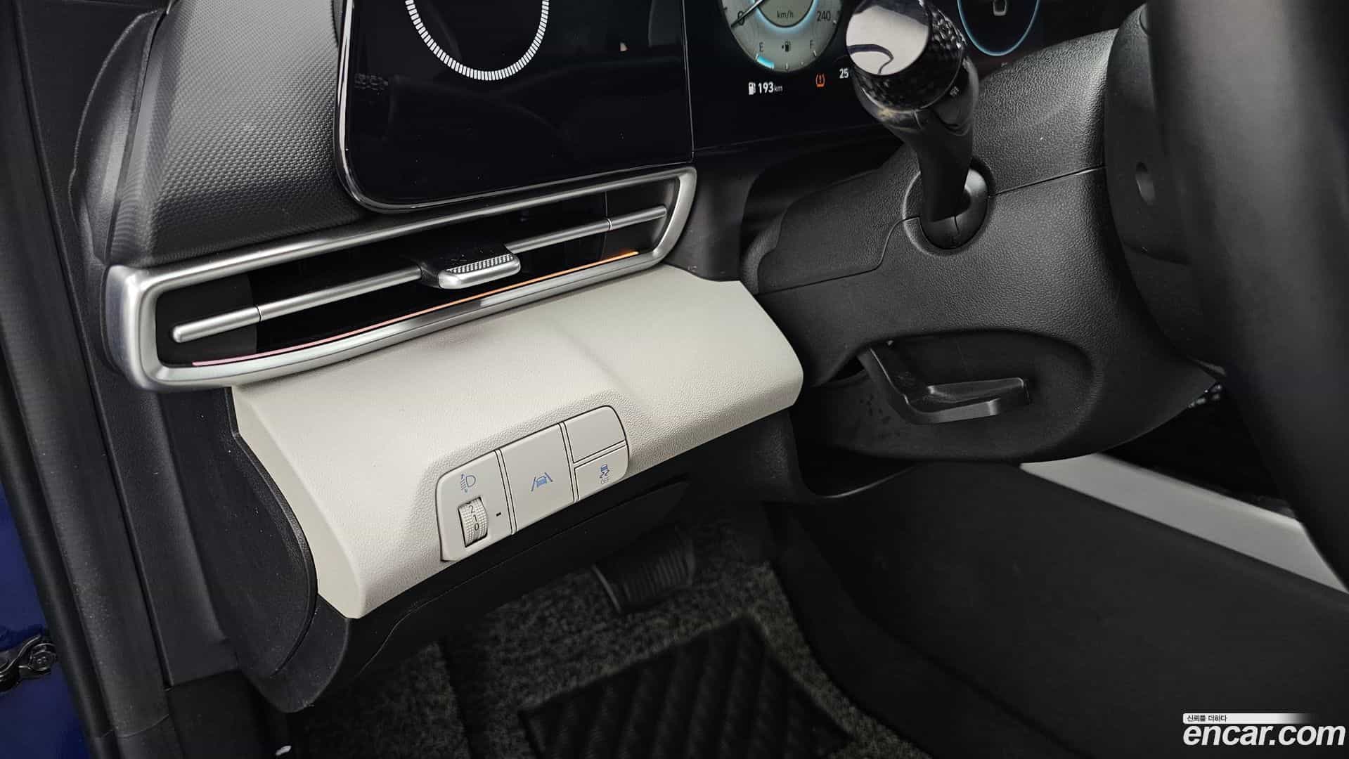 AVANTE Hyundai 2020.11-OPTION-022