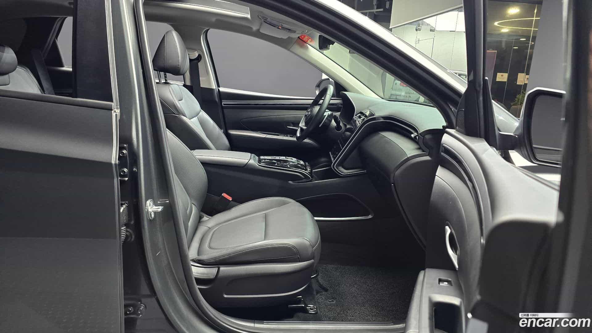 Tucson Hyundai 2023.4-OPTION-015