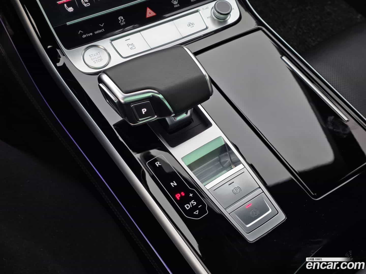 A8 Audi 2020.4-OPTION-015
