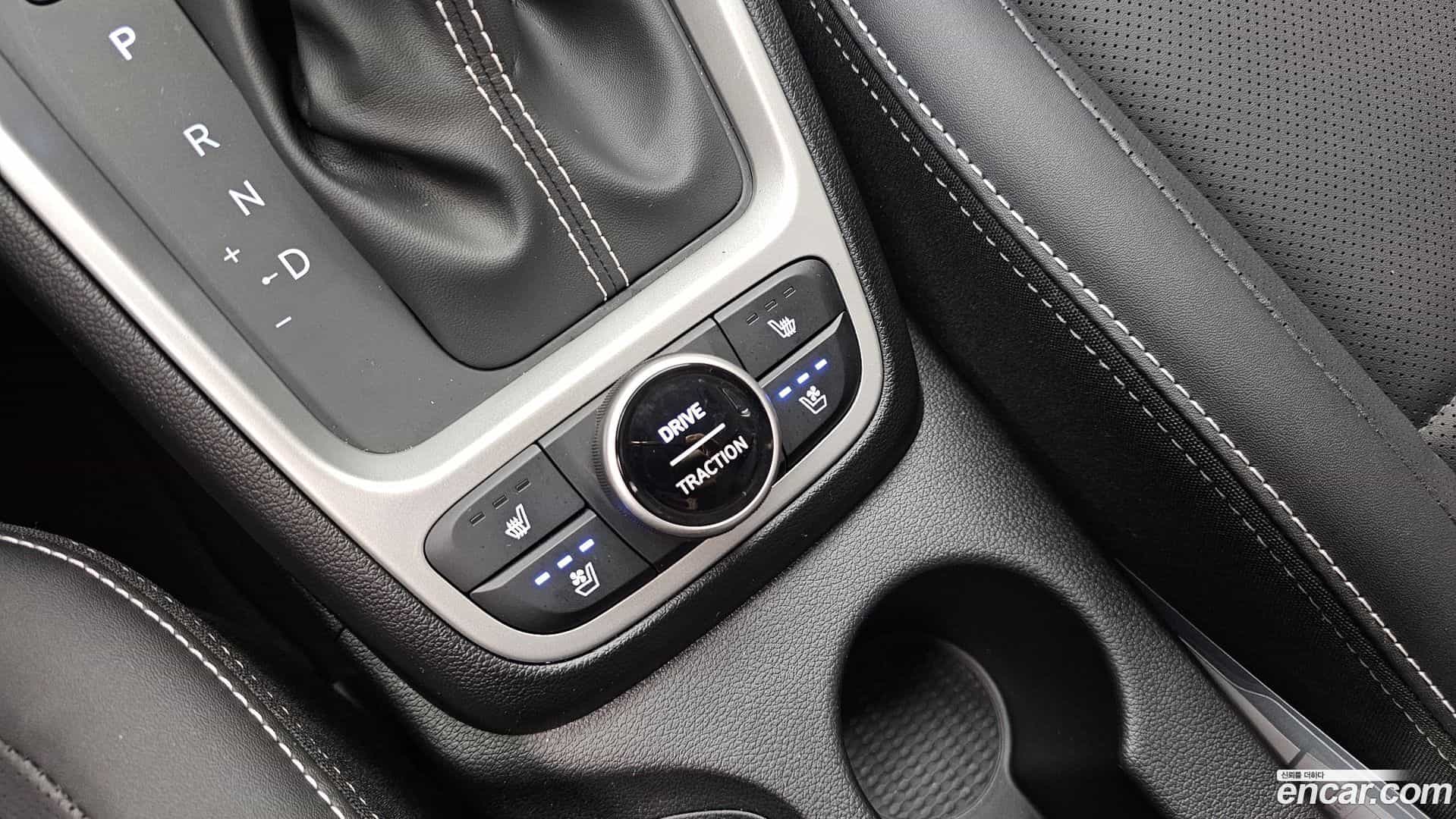 Venue Hyundai 2025.6-OPTION-021