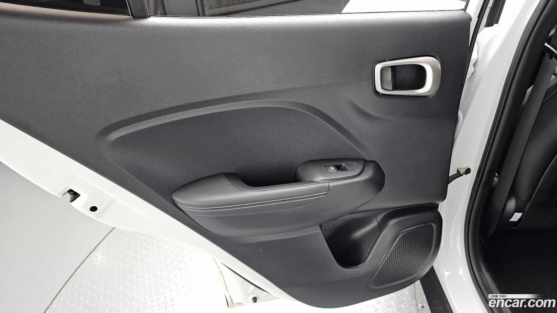 Venue Hyundai 2025.6-INNER-035