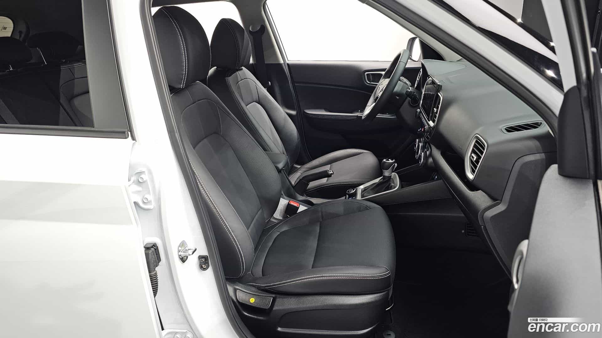 Venue Hyundai 2025.6-INNER-036