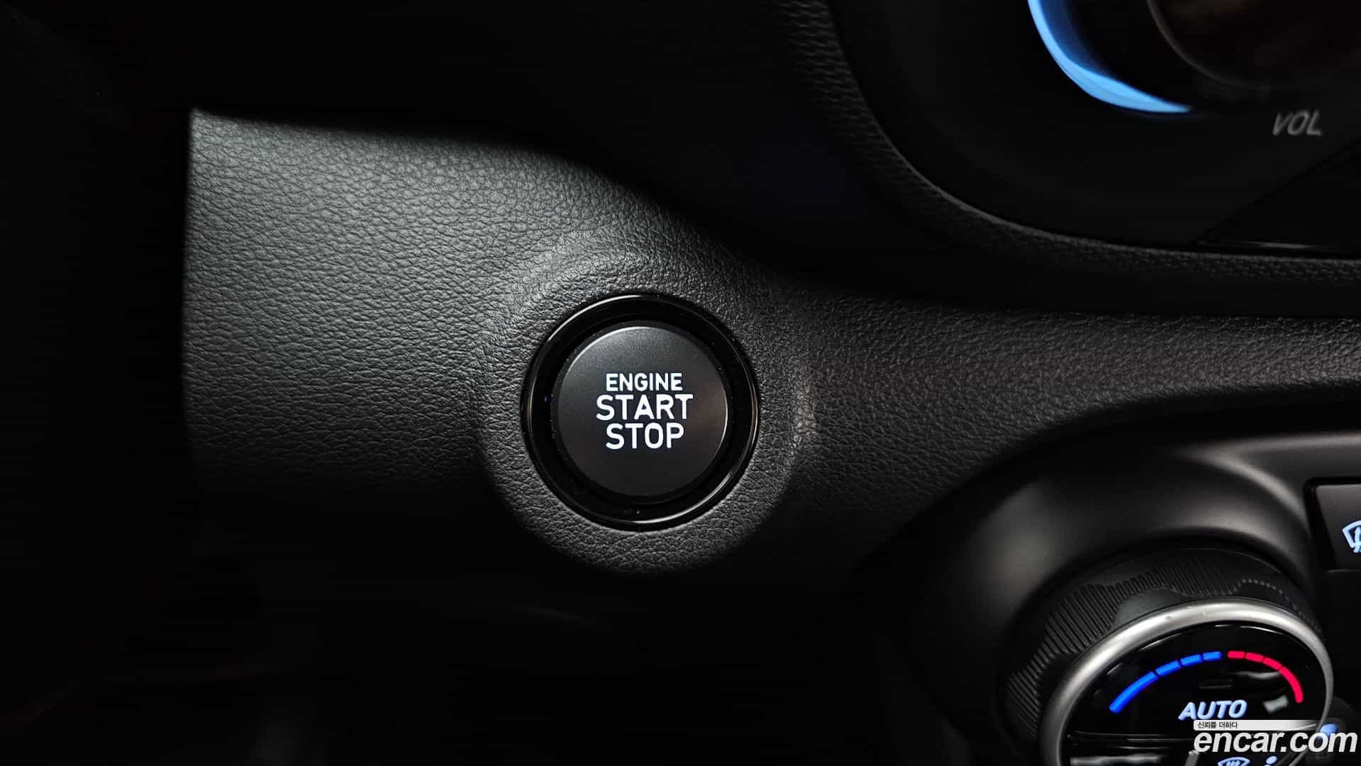 Venue Hyundai 2025.6-OPTION-042
