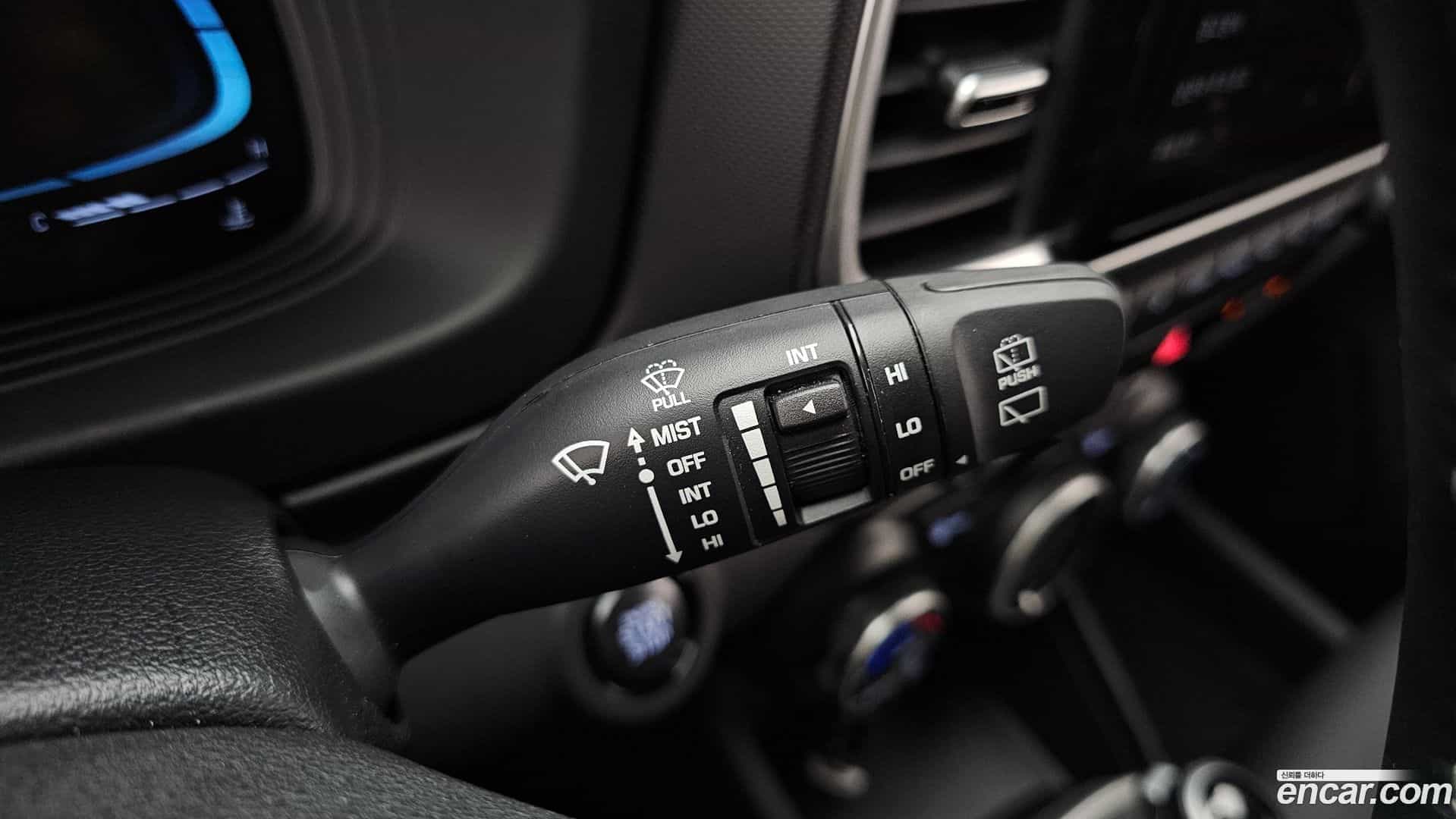 Venue Hyundai 2025.6-OPTION-043