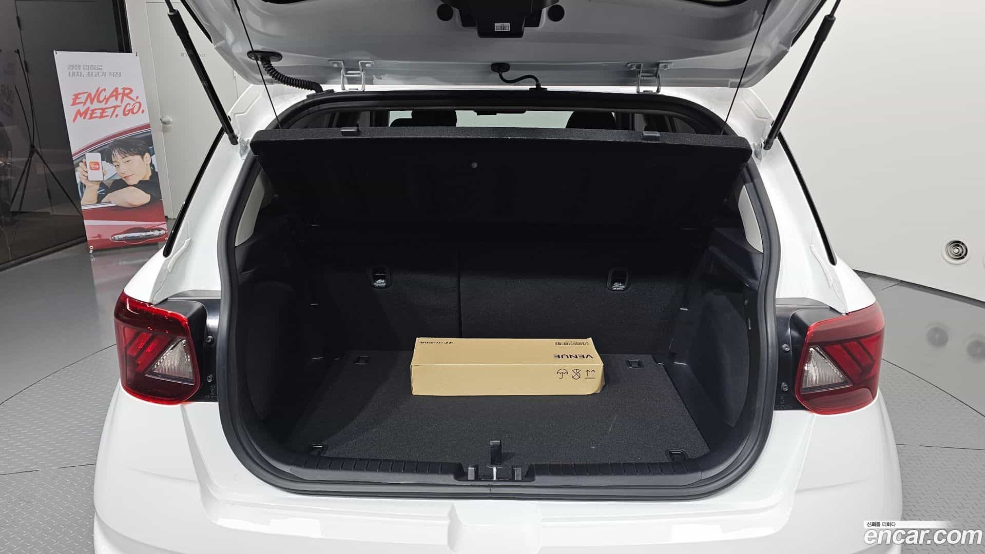 Venue Hyundai 2025.6-OPTION-045