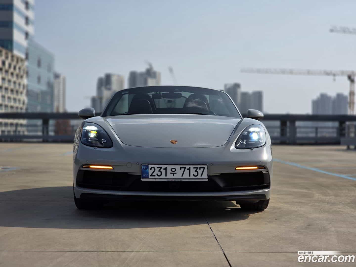 718 Porsche 2022.9-OUTER-003