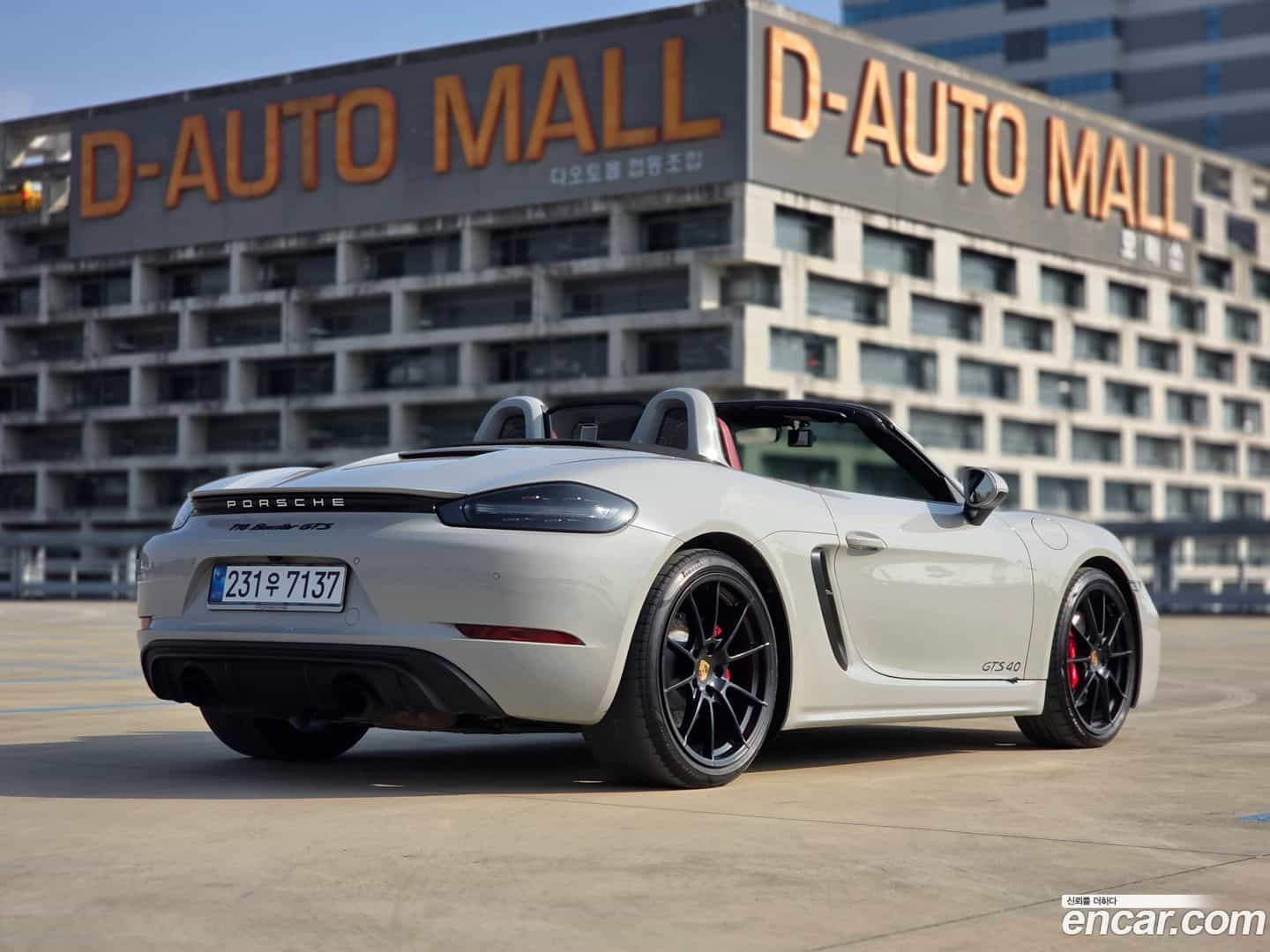 718 Porsche 2022.9-OUTER-005