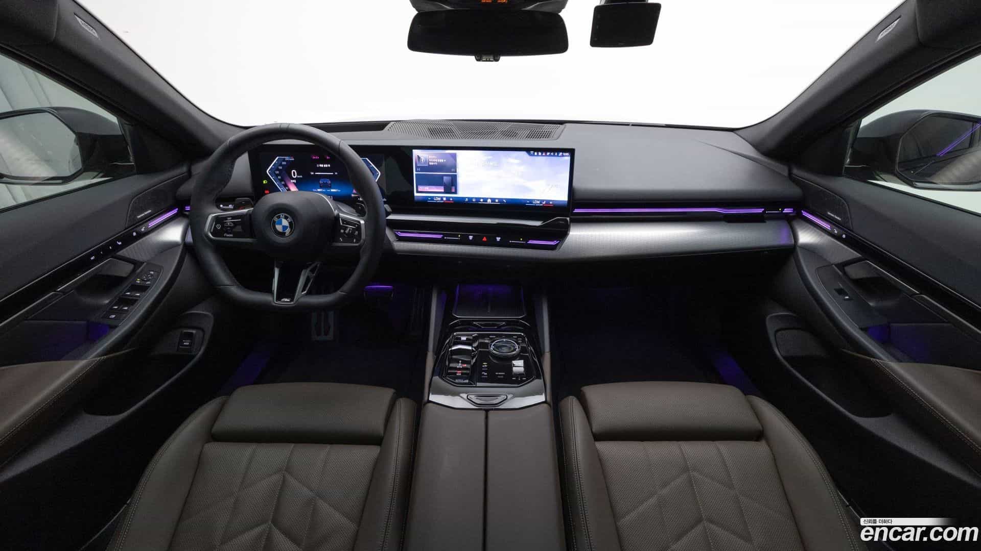 5-Series BMW 2023.11-INNER-007