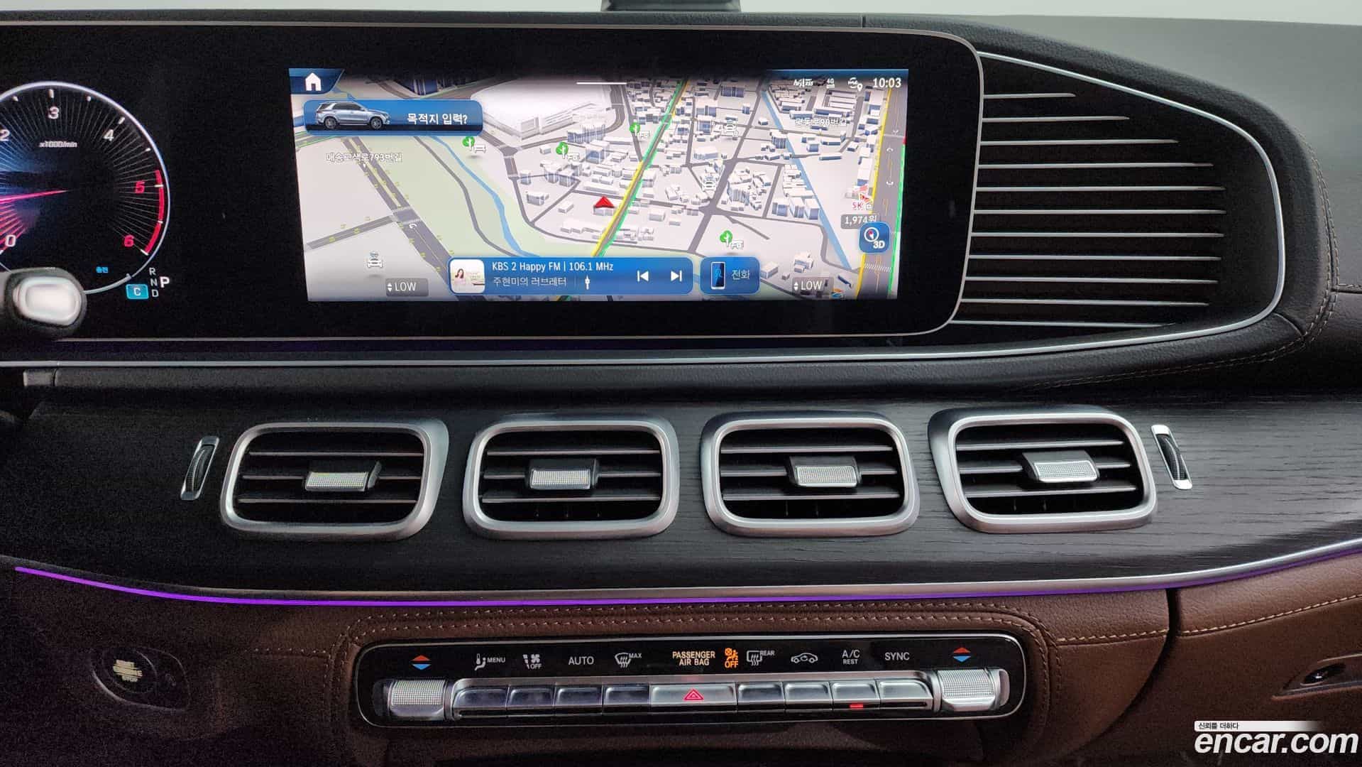 GLE-Class Mercedes-Benz 2024.8-OPTION-016