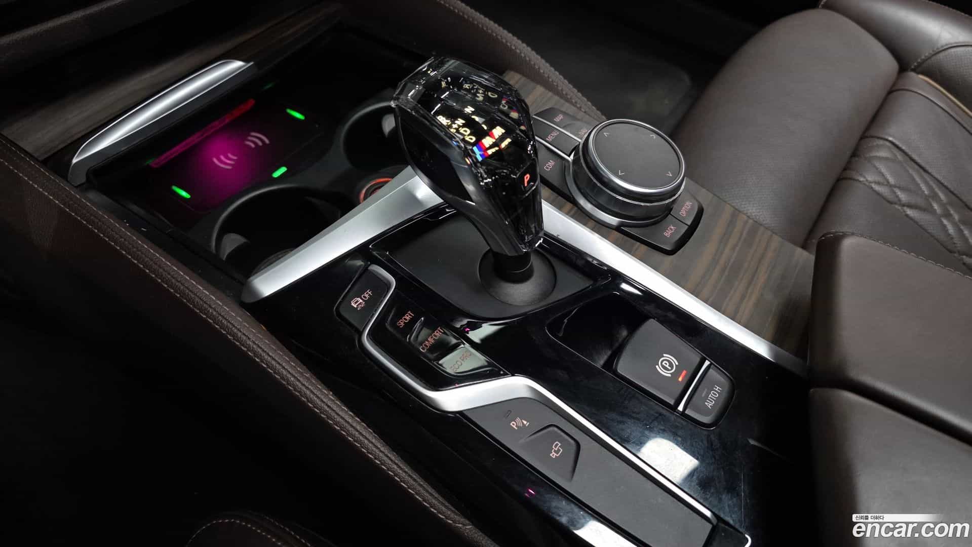 5-Series BMW 2017.6-INNER-009