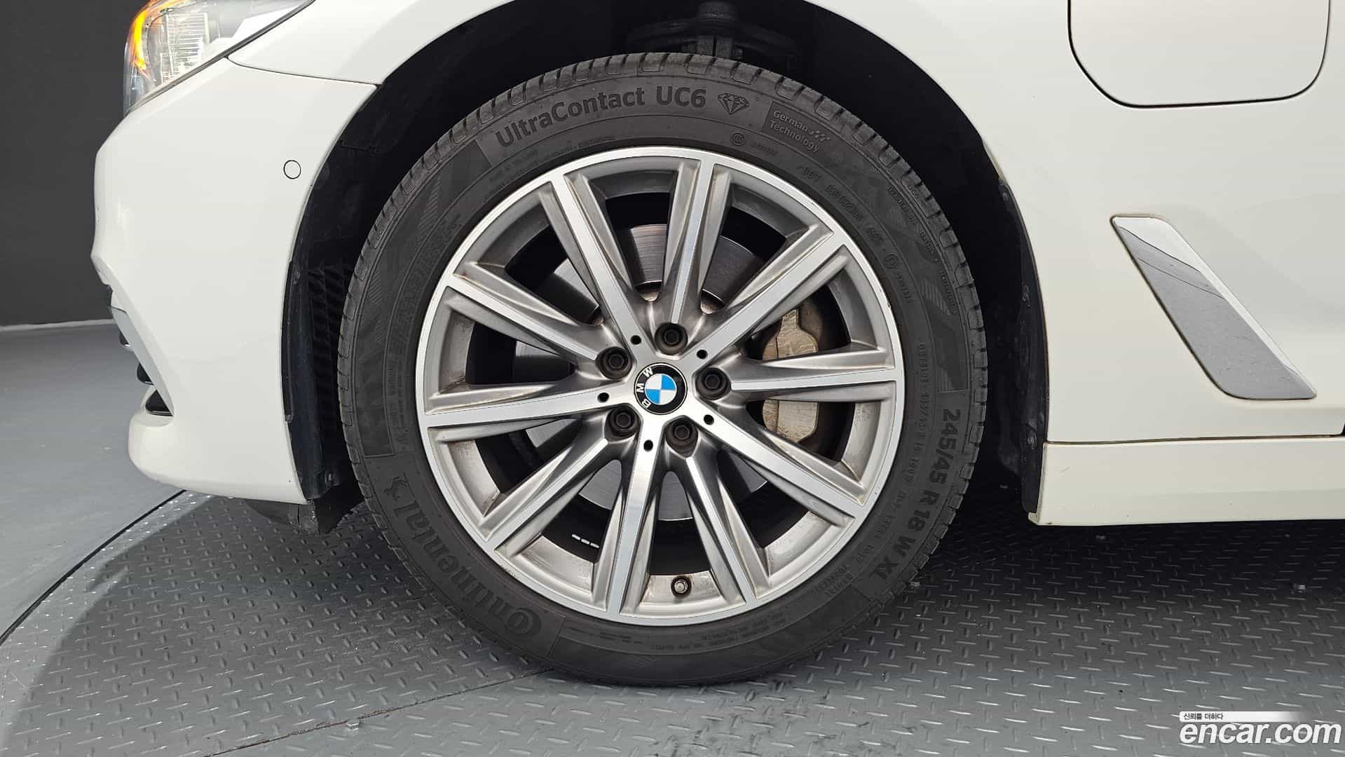 5-Series BMW 2019.11-OUTER-005