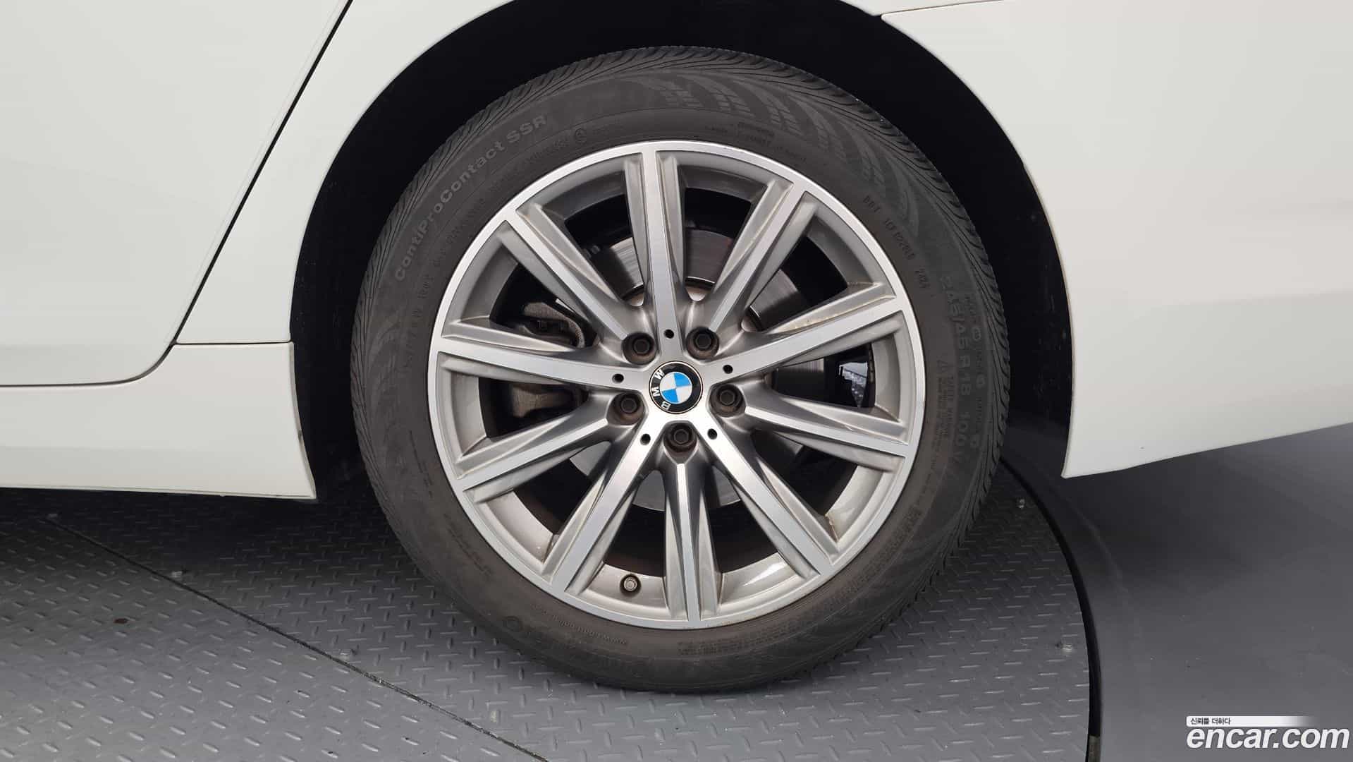 5-Series BMW 2019.11-OUTER-031