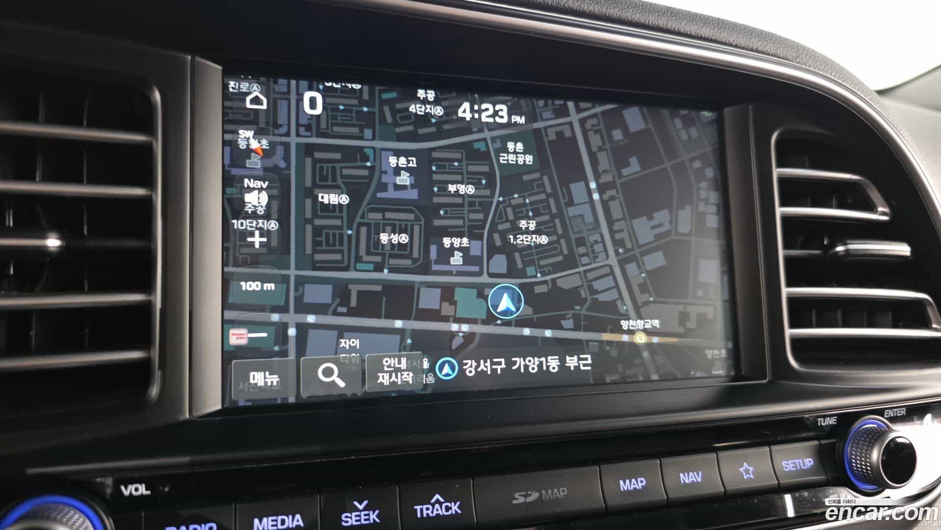 AVANTE Hyundai 2019.0-OPTION-018