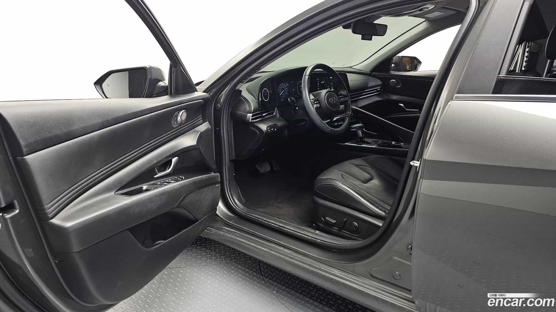 AVANTE Hyundai 2023.2-INNER-010