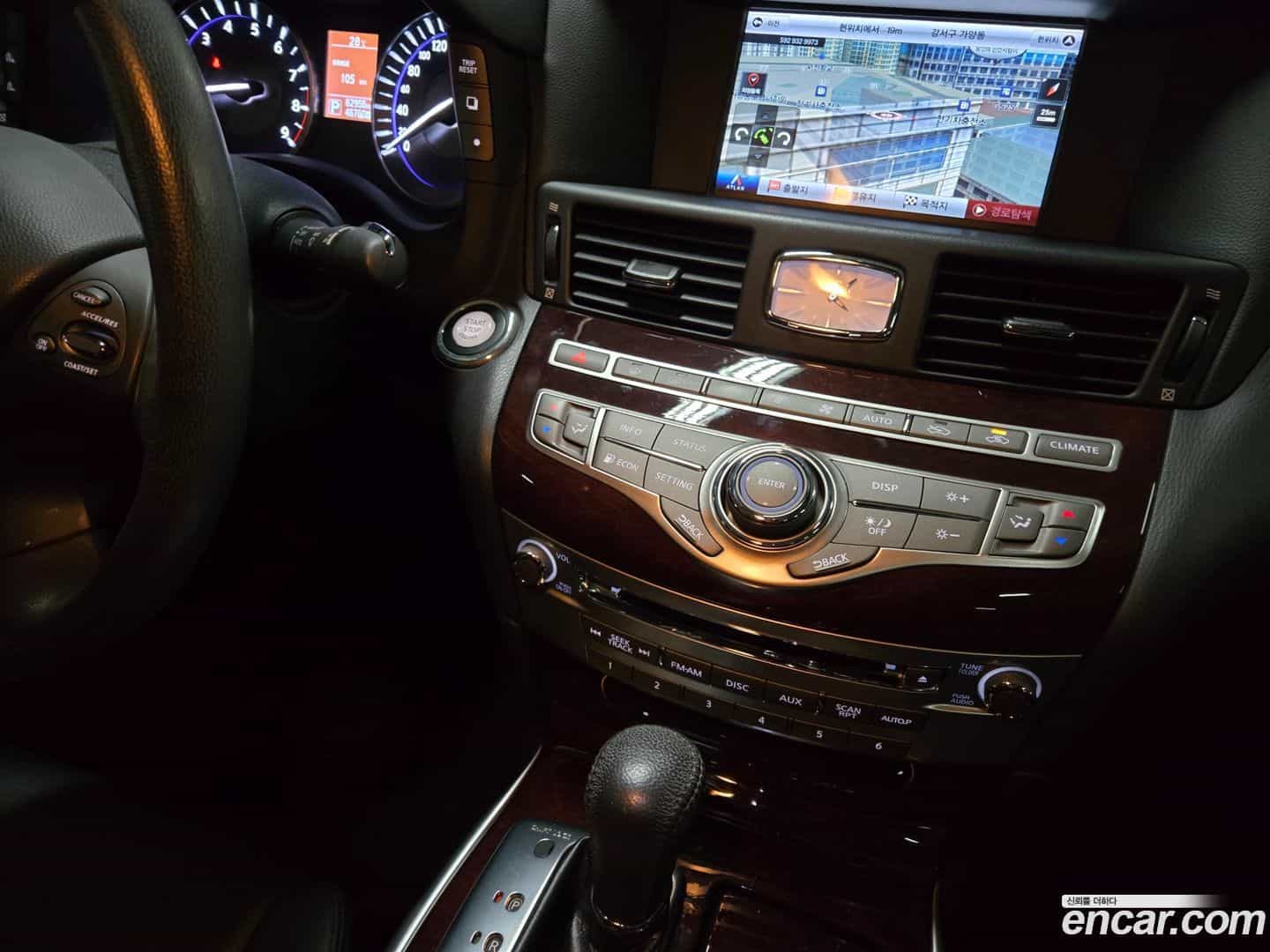 Q70 Infiniti 2016.7-OPTION-017