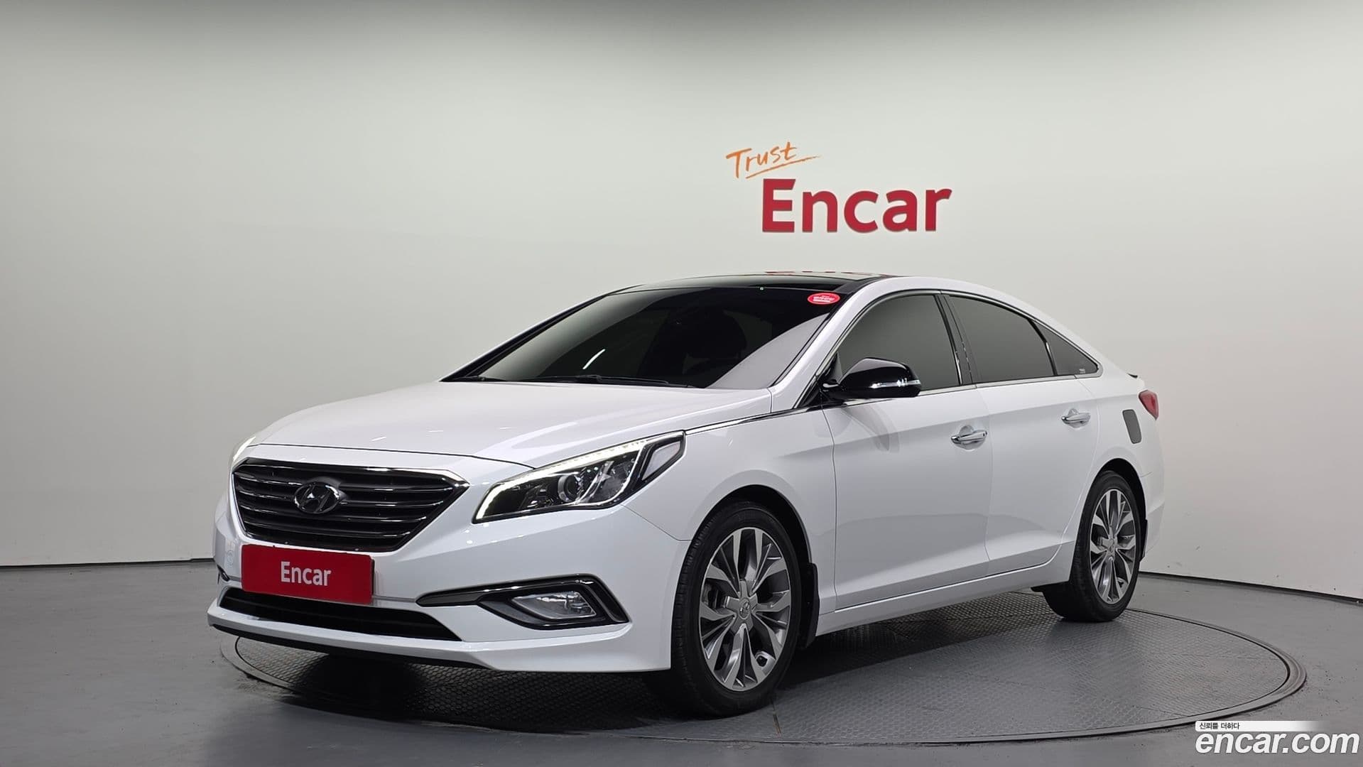 Main__Slider__Photo:Sonata Hyundai 2015.9-0