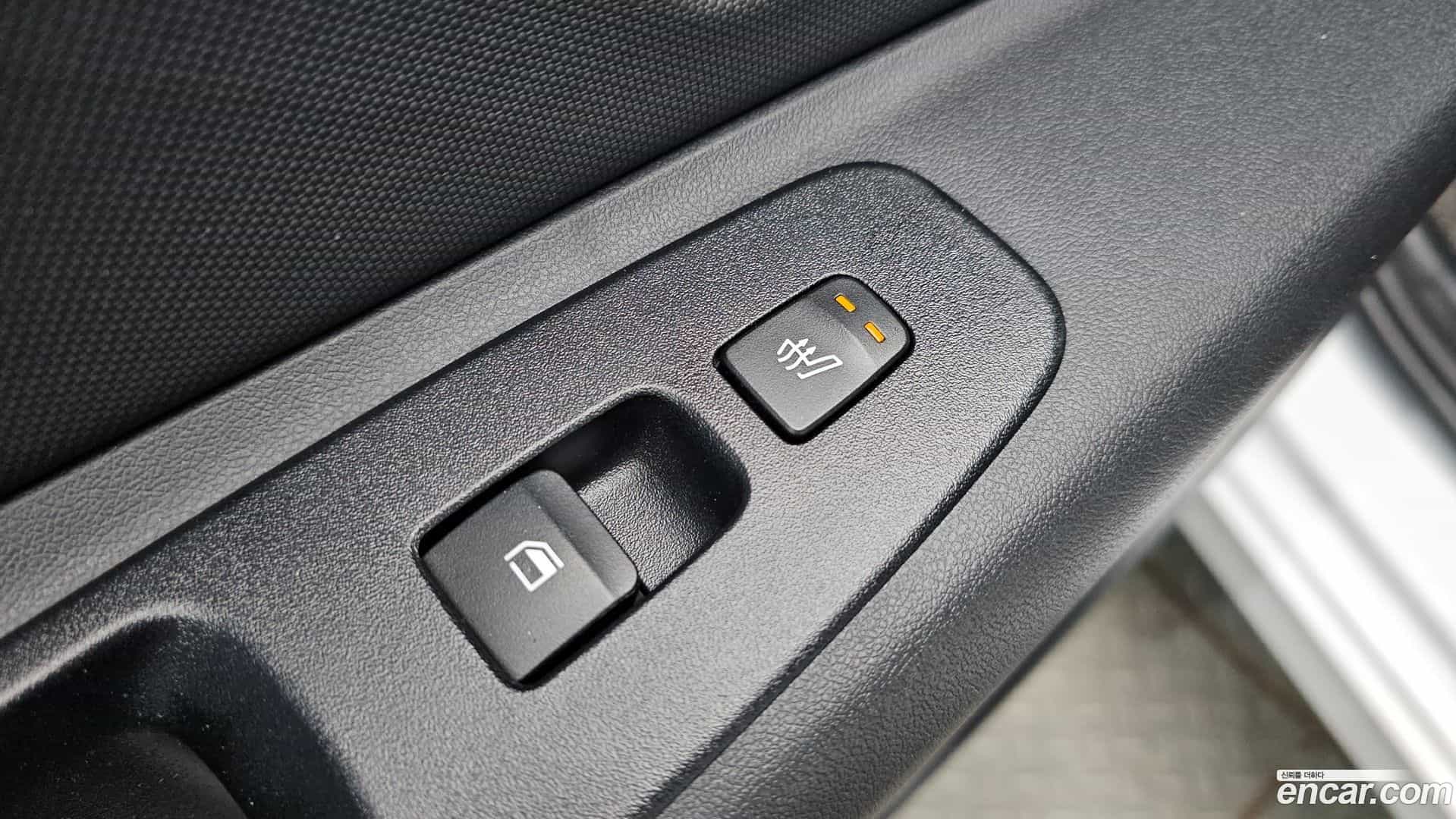 AVANTE Hyundai 2022.10-OPTION-024