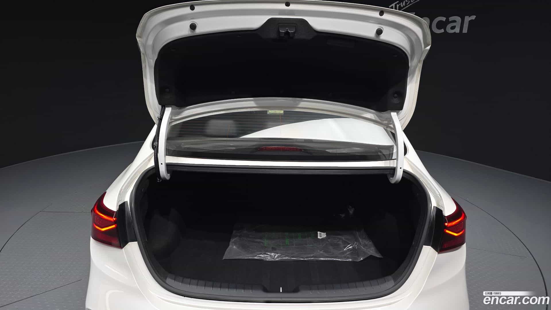 K3 Kia 2019.6-OPTION-024