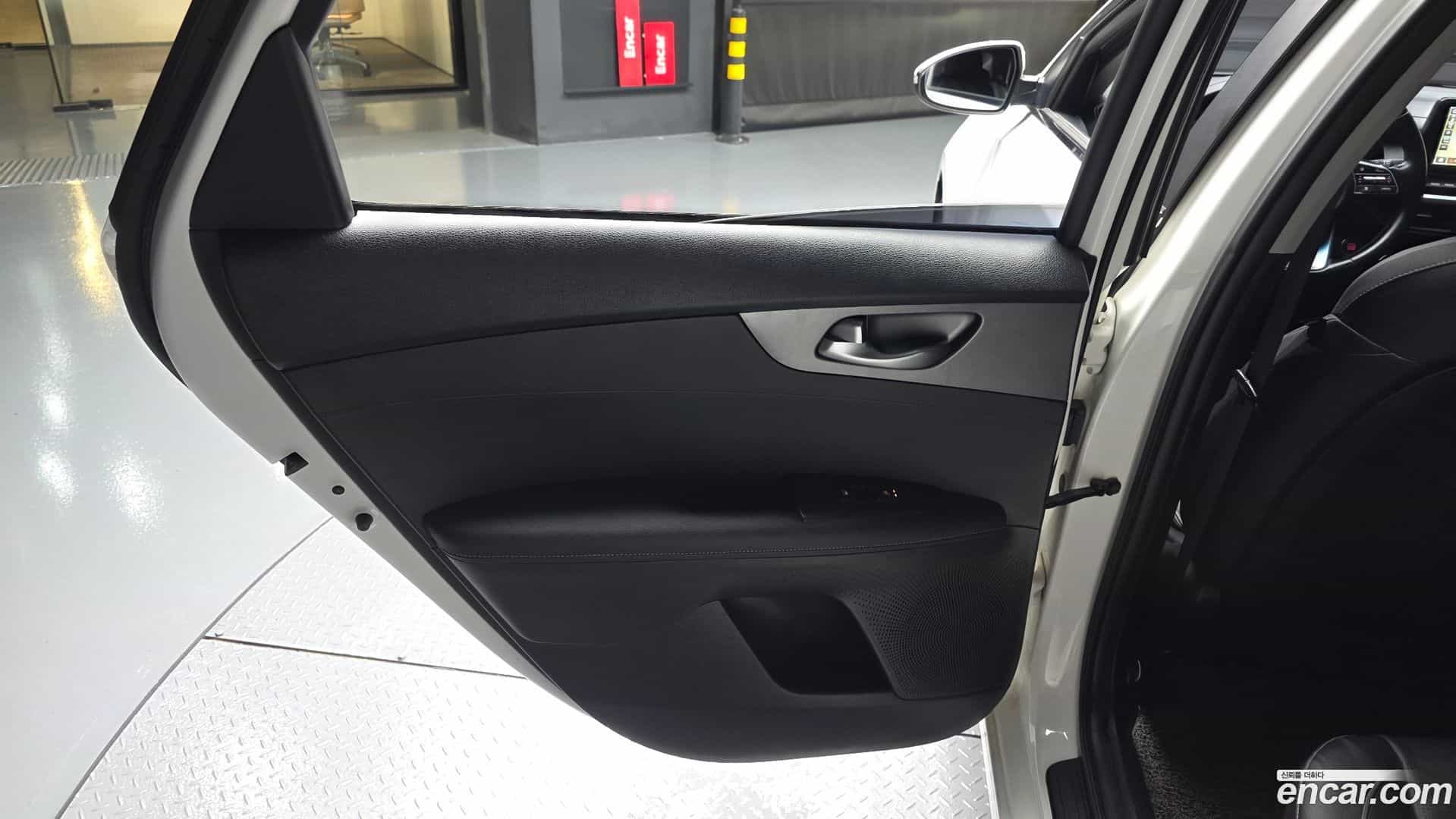 K3 Kia 2019.6-INNER-035