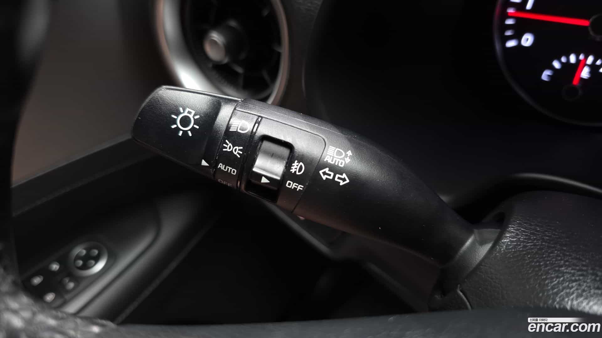 K3 Kia 2019.6-OPTION-041
