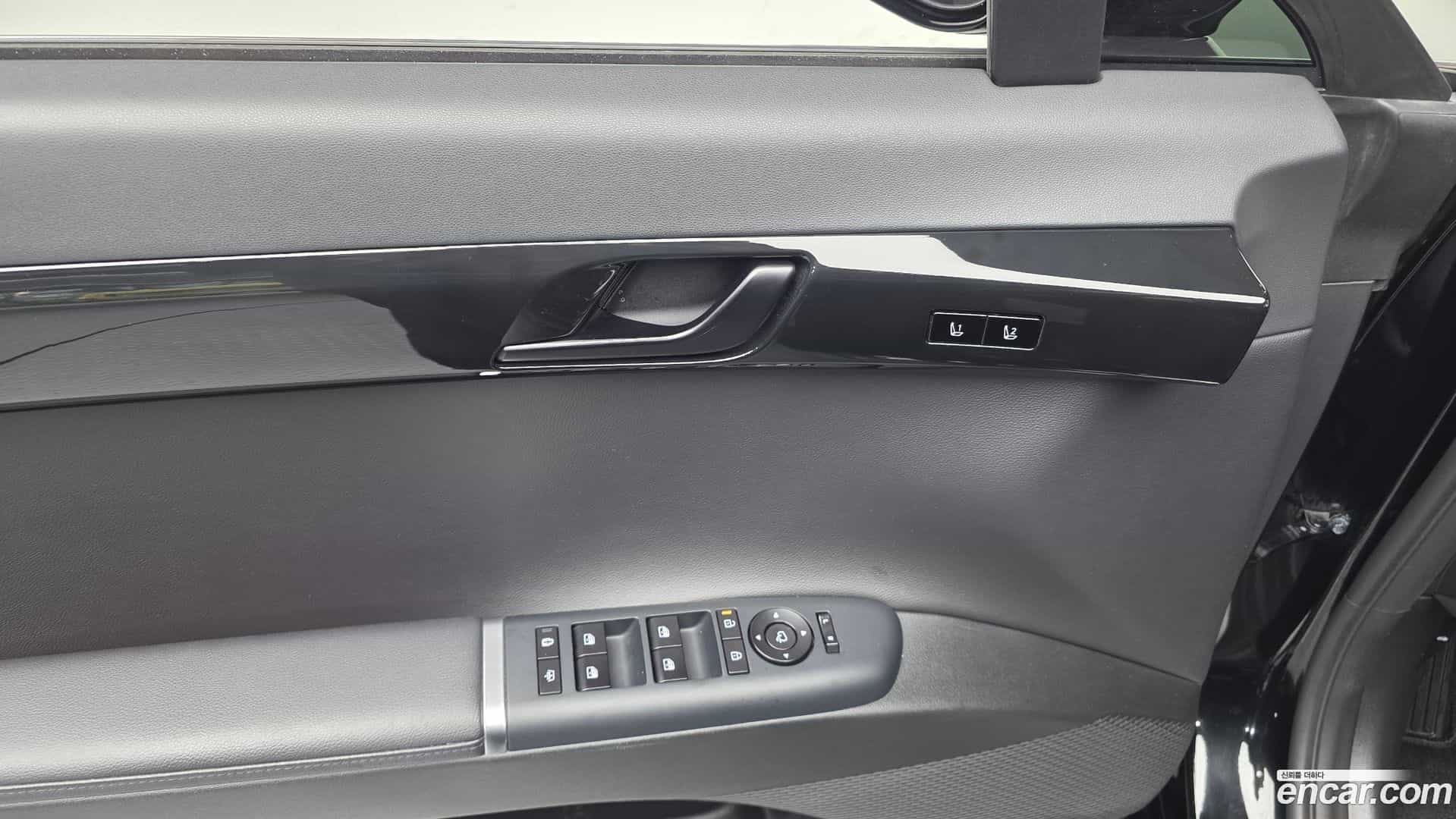 Grandeur Hyundai 2023.5-OPTION-052