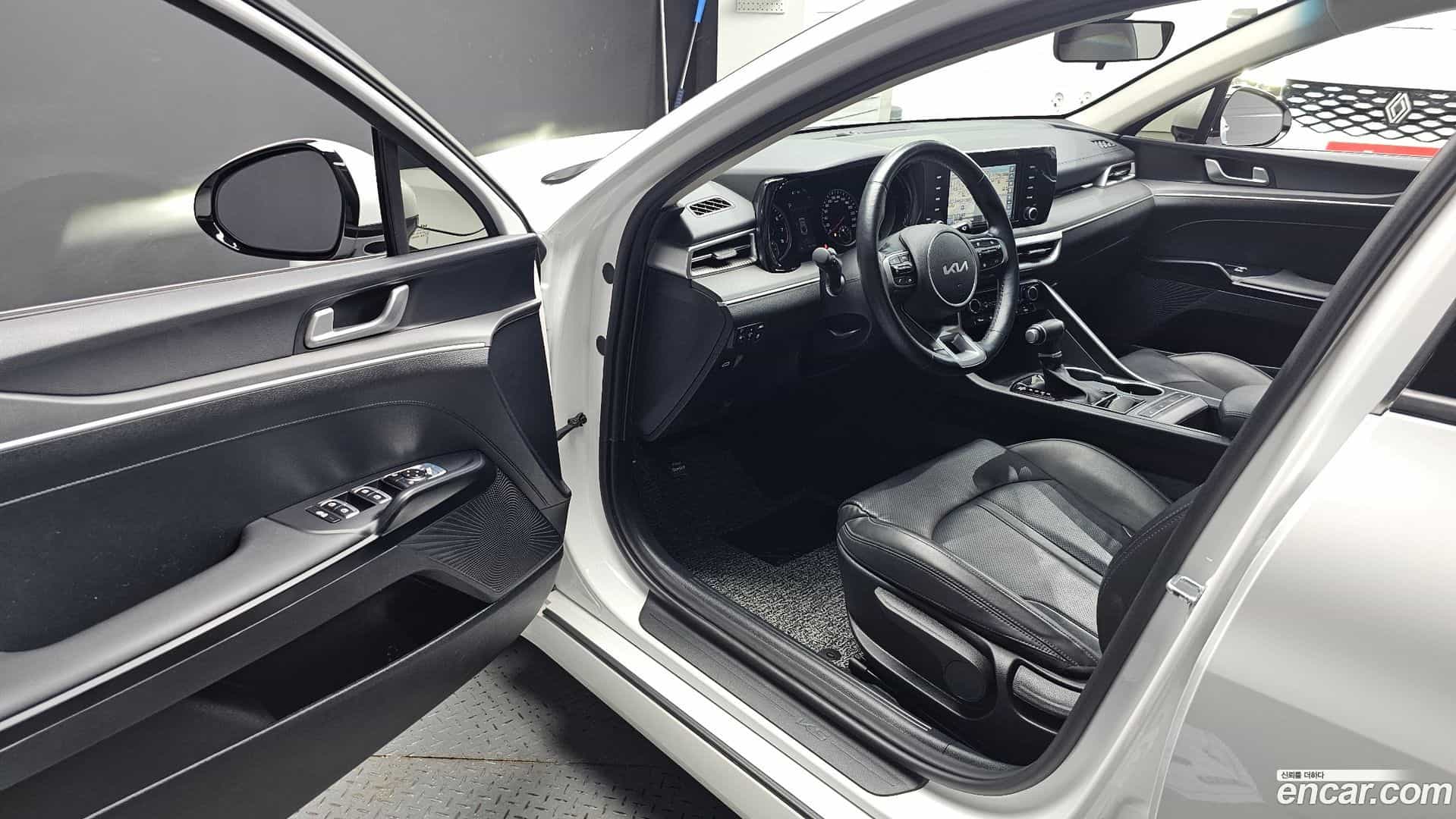 K5 Kia 2023.10-INNER-010