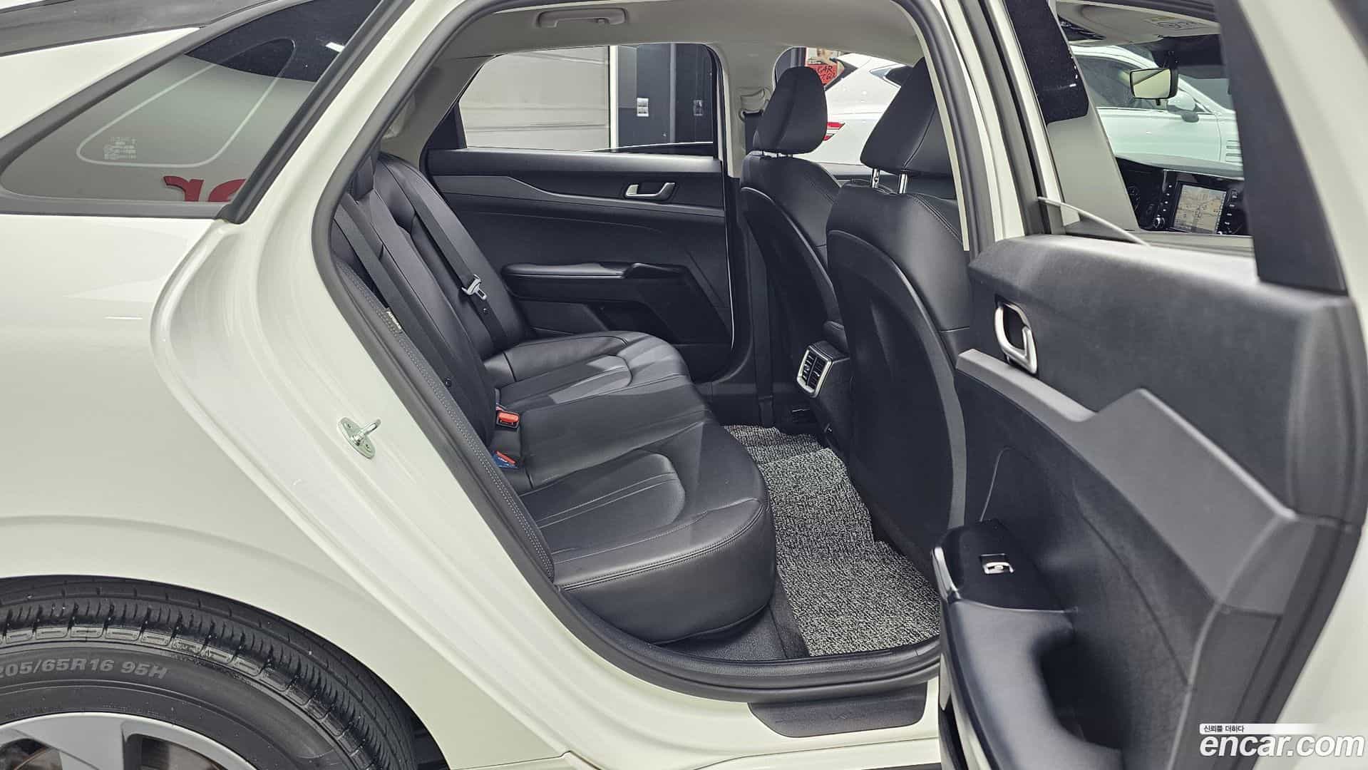 K5 Kia 2023.10-OPTION-016