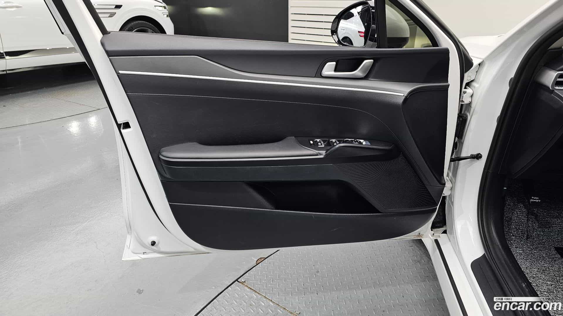 K5 Kia 2023.10-INNER-034