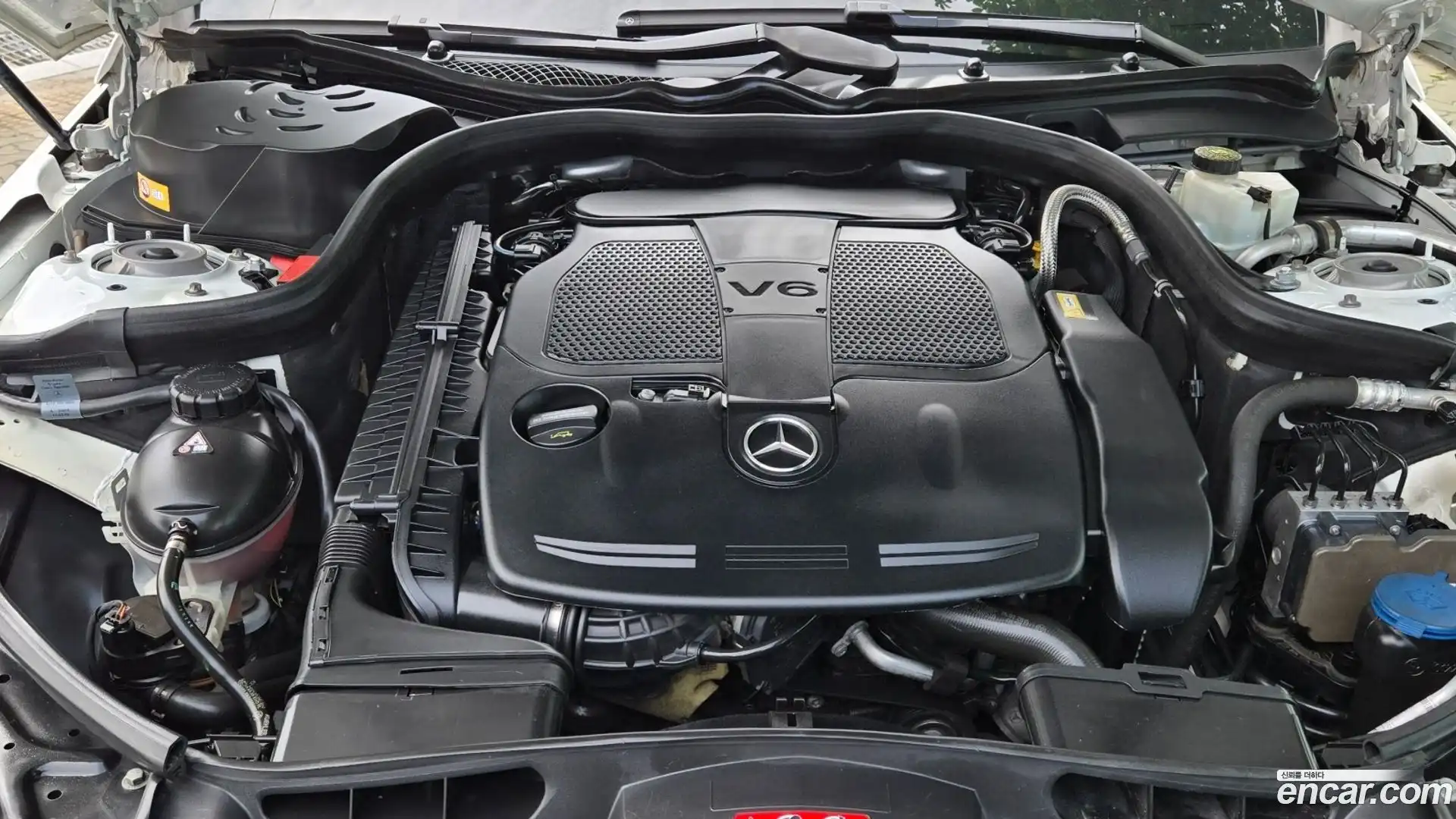 E-Class Mercedes-Benz 2015.6-OUTER-006