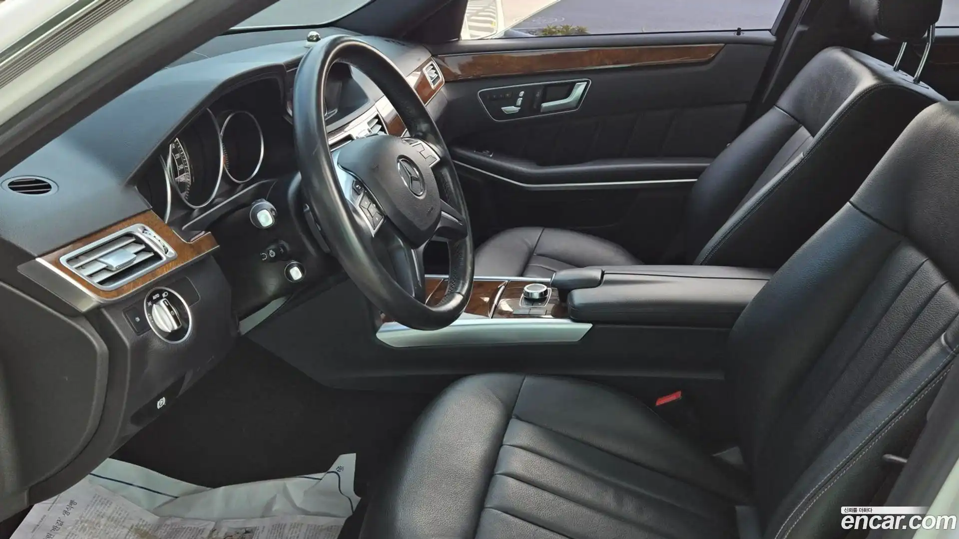 E-Class Mercedes-Benz 2015.6-INNER-007
