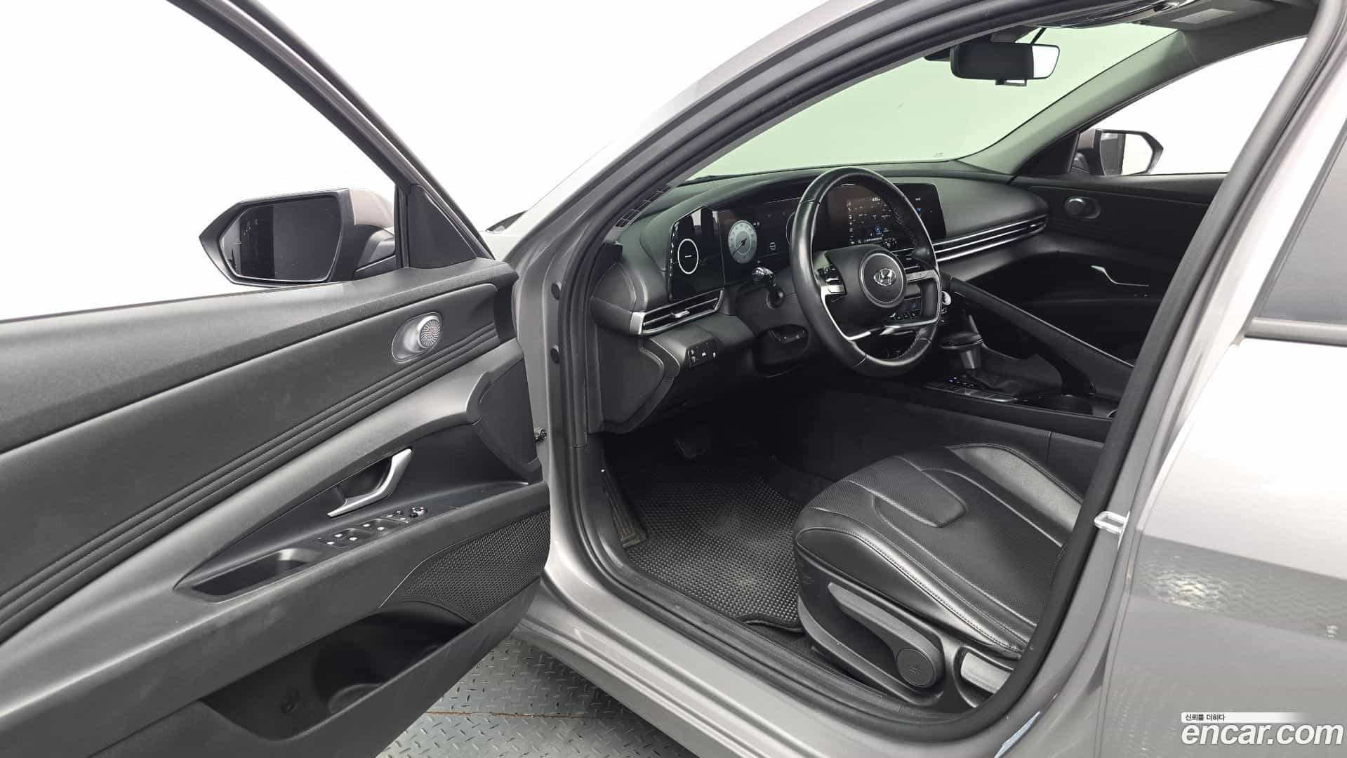 AVANTE Hyundai 2021.9-INNER-010