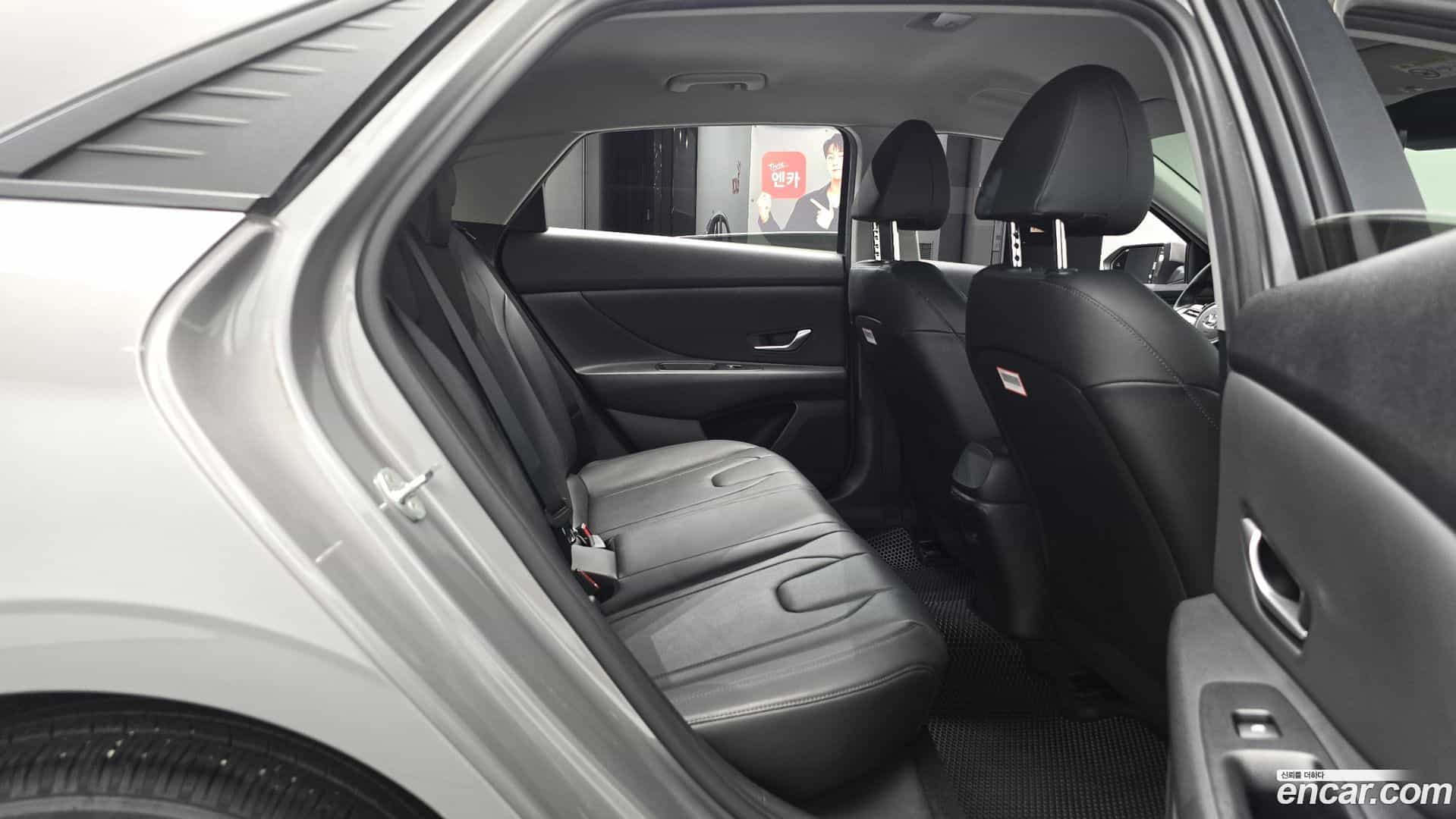 AVANTE Hyundai 2021.9-OPTION-016