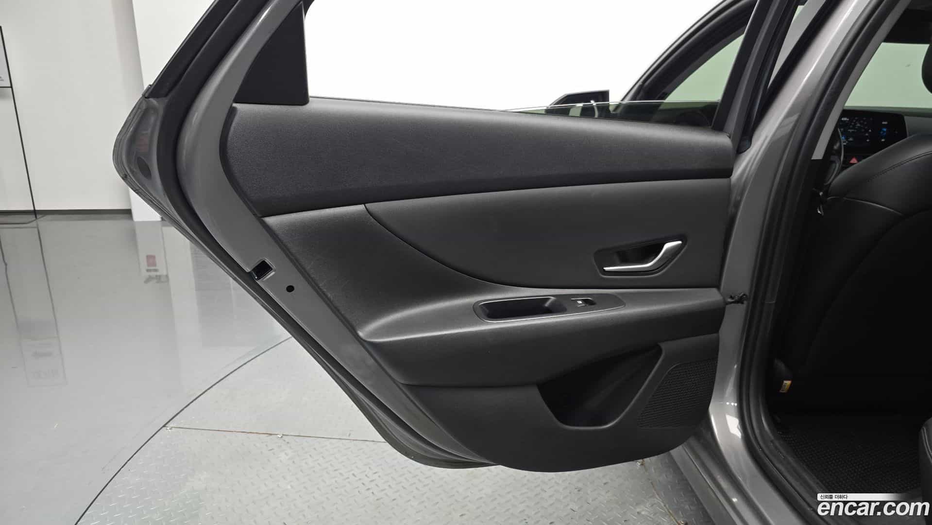 AVANTE Hyundai 2021.9-INNER-035